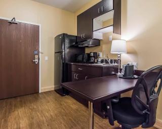 Quality Inn Moncton North - 1