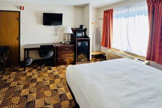 Quality Inn Brunswick Cleveland South - 1