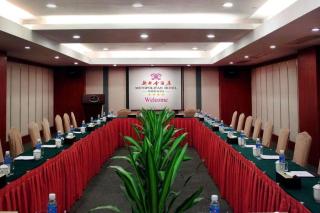 Metropolitan Hotel - 2