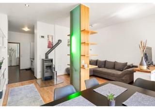 Peaceful 2-Bedroom Apartment with Countryside Views - 0