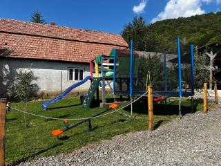 Căsuțele Gemenii - 3