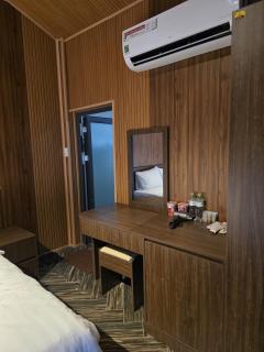 Mays Homestay - Garden Retreat - 3