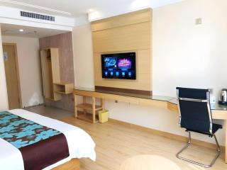 GreenTree Inn Urumqi Airport Tianyi International City - 8