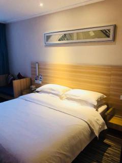 City Comfort Inn Jingmen Zhongxiang Chengtian Huafu - 4
