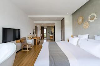 Floral Hotel Xingyi Wanfenglin Batu Hotel - 6