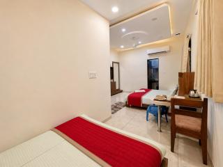 MAHAKAL Hotel Mukunda gvdm ujjain - Near Railway Station - Mahakal Temple # All Room AC - A FAMILY HOTEL - 7