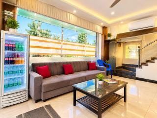 Near Shree Mahakal Temple Hotel Shivmahima AP Homestay - Fully Aircondition Rooms - free wifi - BEST FAMILY HOTEL IN UJJAIN - 7