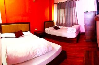 Shree RadhaKrishna Hotel - 2