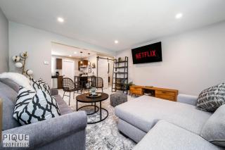Park Life Escape-King Beds-Sleeps 10-Pet Friendly - 6