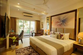 Perfectstayz Premium Grand Inn Near Candolim Beach - 8