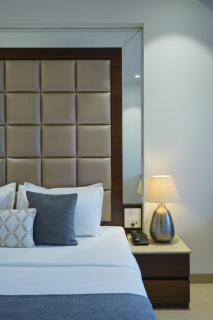 Perfectstayz Premium Grand Inn Near Candolim Beach - 5