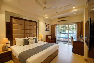 Perfectstayz Premium Grand Inn Near Candolim Beach - 3