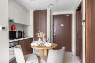 Frank Porter - Reva Residence - 2
