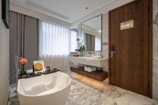 Floral Hotel Tonglu Lanting Wangyue Riverside Vacation Homestay - 2