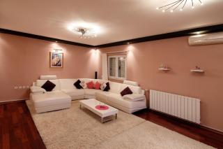 Family Villa in Solin with Pool - Solin - 7