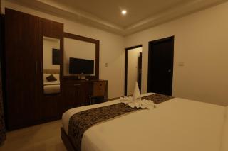 Premier Suites Portico Hotel - 3