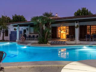 Spacious House in Calafell with Shared Pool - 2