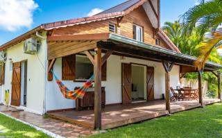 Maison chaleureuse aux Abymes avec jacuzzi relaxant - 0