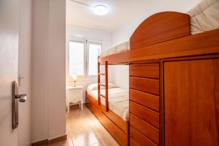 Spacious Apartment with Sea View Terrace in Calafell - 7