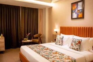 ASTER GRAND BY ZENQ Saket - 7