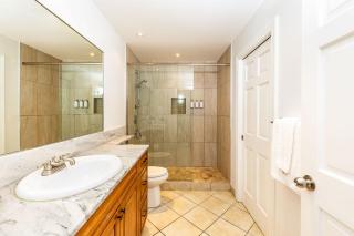 1 Bdrm Pool Garden View at The Yacht Club D3 - 5