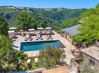 Maison de vacances avec piscine près de Maleville 150 m² - 0
