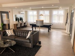 Luxurious Apartment in Brossard with Terrace - 0