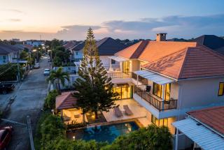 Villa Belloro Bang Tao 3BR East Residence - 0