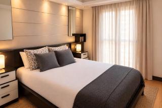 Apartamento Estación María Zambrano y Playa, Disfruta 90m2 junto al AVE con Jacuzzi y Parking Privados! - 3