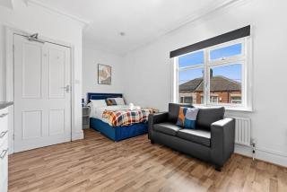 Sapphire hideaway near Leeds City Centre - Room 6 - 1