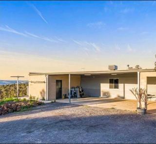Peaceful Lower Chittering Escape - Scenic valley views on Private Acreage - 2