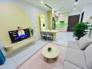 1BR plus BE2 Vinwonder Homestay Vinhomes Grand Park - 3