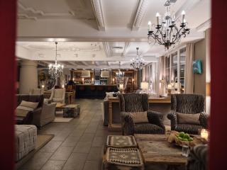 Q! Hotel Maria Theresia - 3