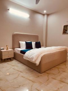 3BHK Apartment next to giga mall - 5