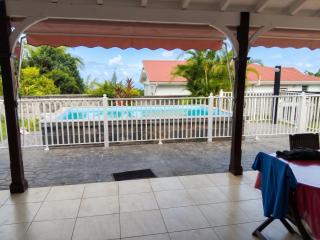 Villa élégante à Capesterre-Belle-Eau avec piscine privée - 9
