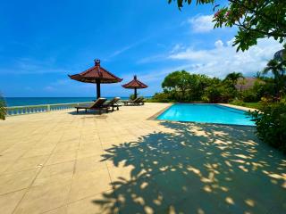 Bali Seaview Villa Namaste & Guesthouses - 2