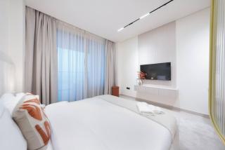 Premium Stay at High-Floor Trillionaire Studio - 1