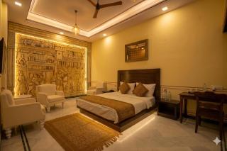 Aaram Baagh Maheshwar - 9