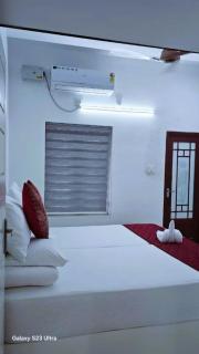 The Signature Suites - 4