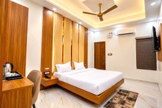 Hotel Shri Sai Palace Ayodhya - 5
