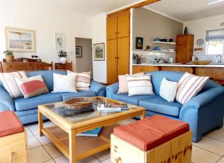 Beach Haven Cottage - 2