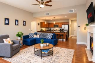 Spacious Dwntwn Suite! RnR HoF, Casino, Stadium - 9