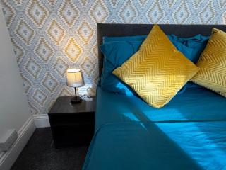 Derby Home Stay, Sleeps 4, Near City Centre - 3