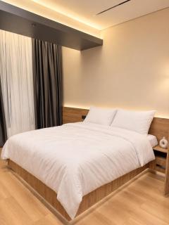 Elegant Luxury Apartment in ModeraTowers - 7