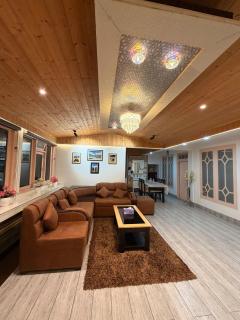 Rosa Villa Cozy Hillside Stay with Scenic Views - 0