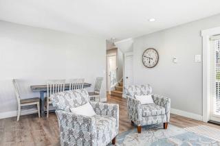 Driftwood Cottage - 1