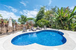 Gated-Pool-Mountain Villa-Sleep 8-Private-Wildlife - 0