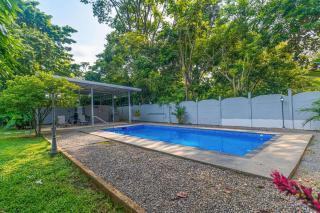 Uvita-Large Private Pool-Great location-wildlife - 0