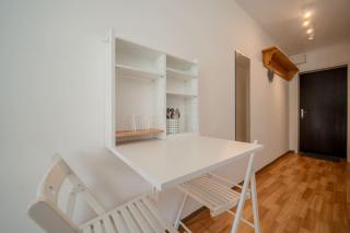 Alexandra 120 by Arosa Vacations, Renoviertes Studio mit Bergblick & Parking im Zentrum - 3