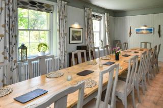 Coastal Manor by Birch Stays - 2